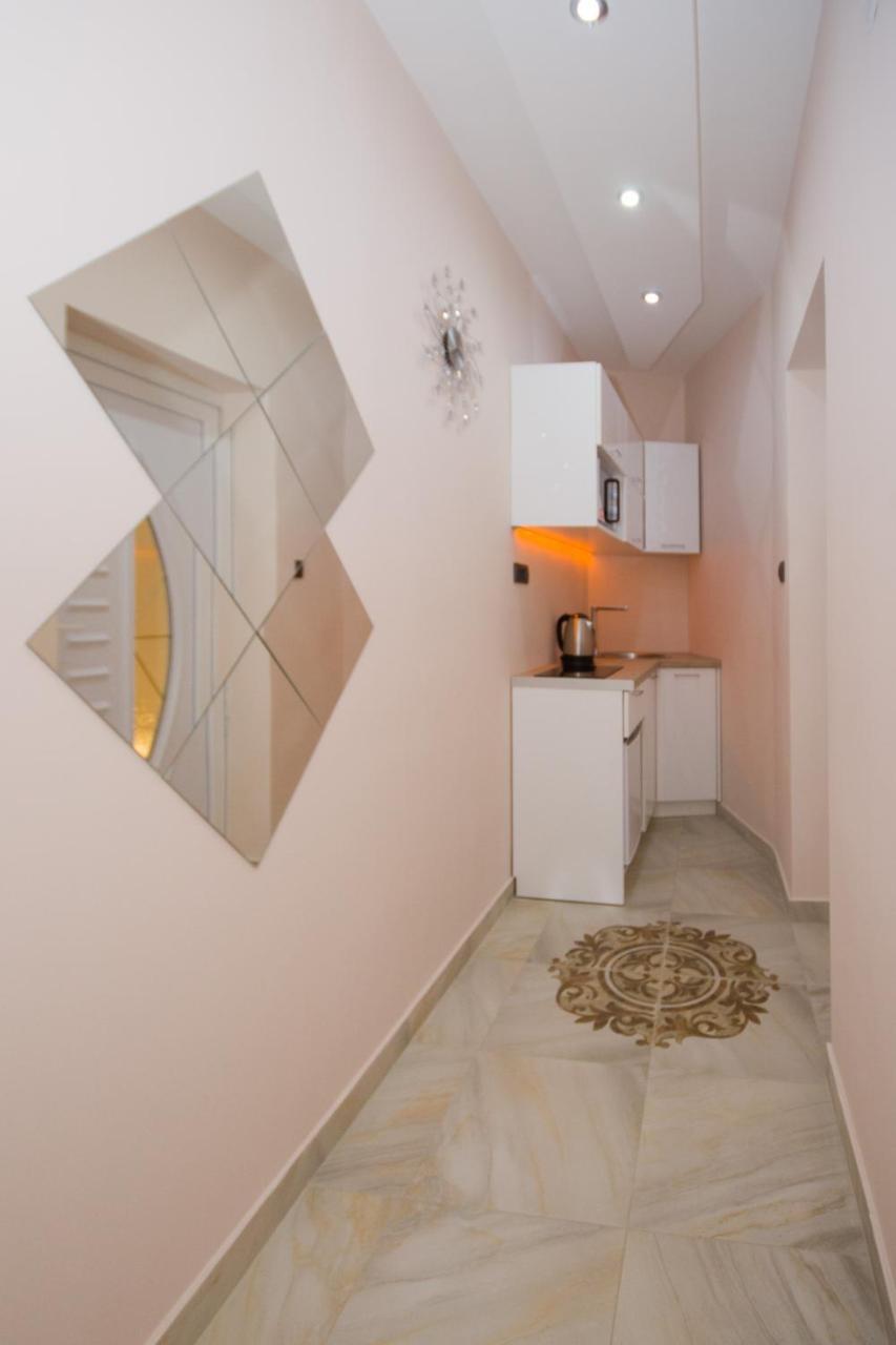 בלגרד Lupino Apartments מראה חיצוני תמונה